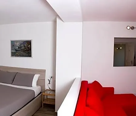 Andirivieni 4*