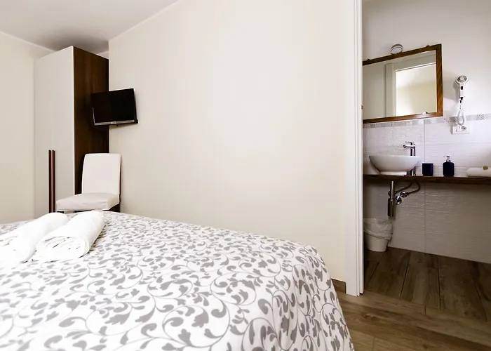 Alojamento de Acomodação e Pequeno-almoço Andirivieni Bellagio